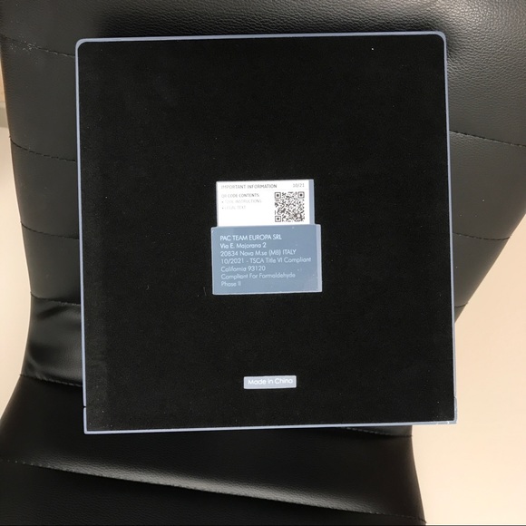 Gucci Stand - Picture 6 of 6